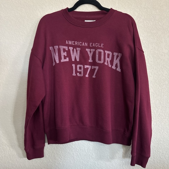 American Eagle Outfitters Tops - American Eagle New York 1977 Women's Sweatshirt – S/P – New Without Tag